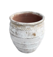 Load image into Gallery viewer, Crete Planter Medium
