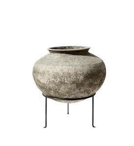 Clay Pot on Stand Large
