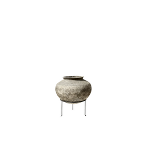 Clay Pot on Stand Tiny
