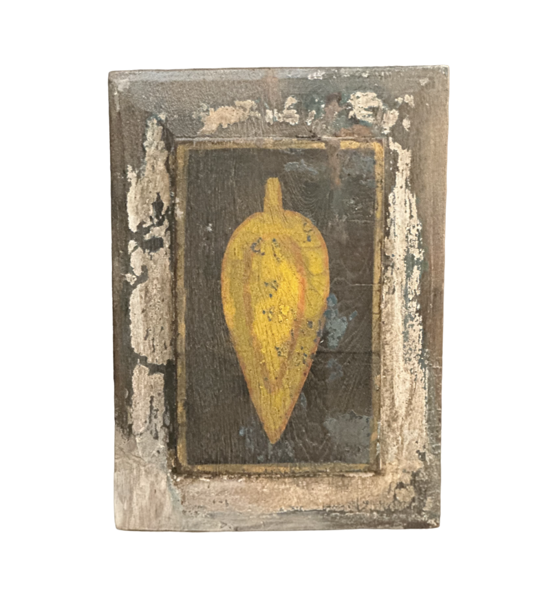 Vintage Yellow Leaf