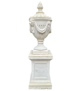 Chelsea Finial with Pedestal